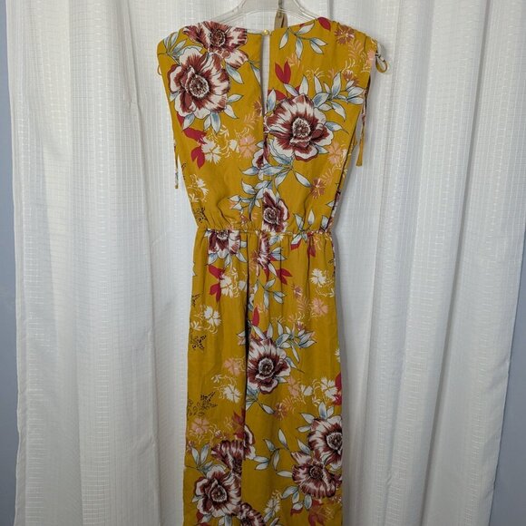 As U Wish Capri Jumpsuit, Gold with Floral, Size XS - Picture 7 of 7